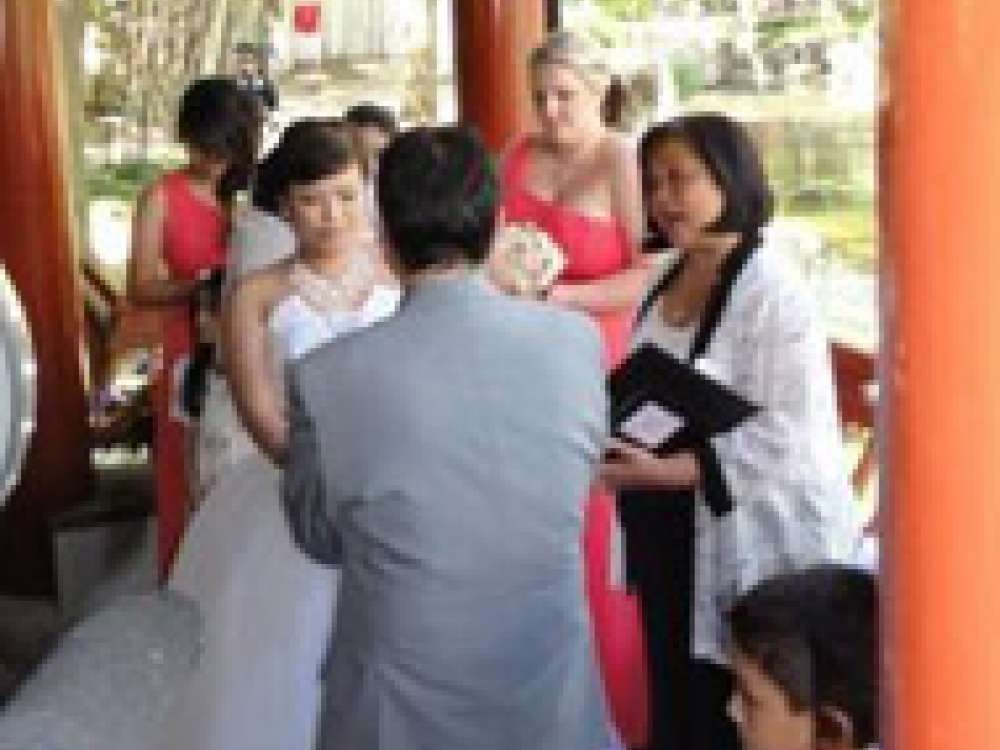 DES AND SAMMIE - WEDDING CEREMONY